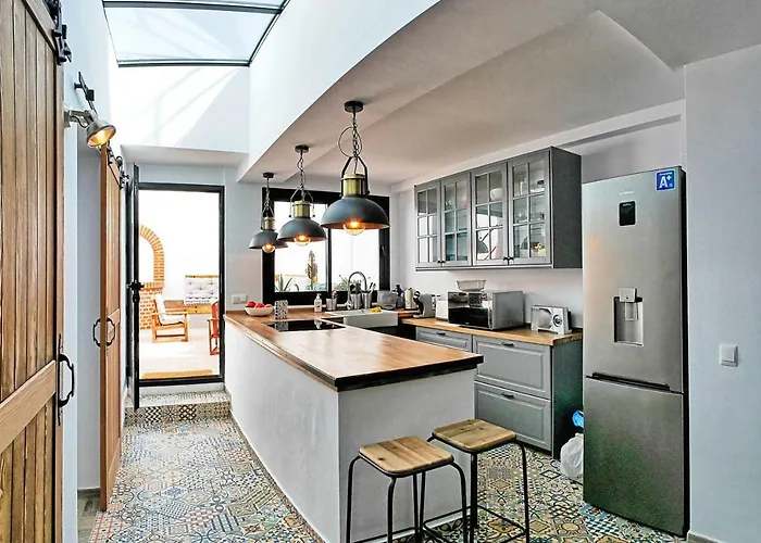 Modern House In Calle Carretas بيت للعطل نيرخا