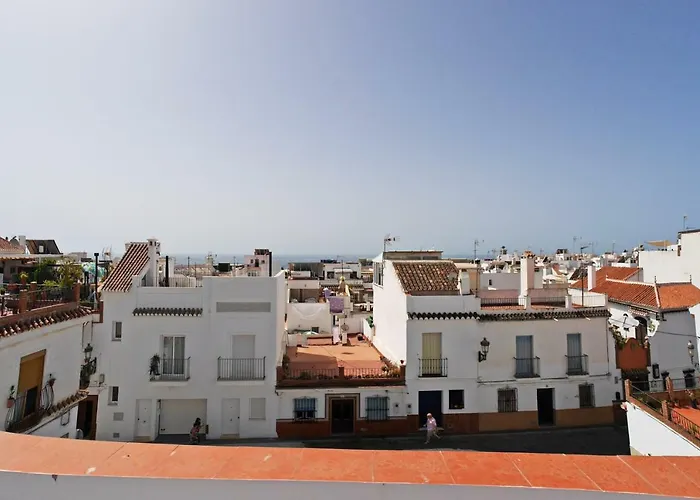Modern House In Calle Carretas بيت للعطل نيرخا